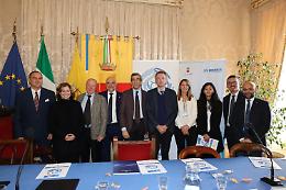 Comune di Napoli: progetto per patente da conducente a 100 rifugiate