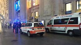Choc a Milano, passanti accoltellati per strada: uno è grave
