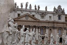 Inchiesta sull'estorsione alla Santa Sede con i soldi per i poveri dell'Obolo di San Pietro