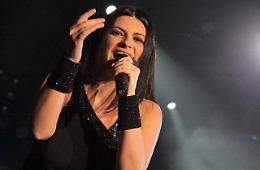 Laura Pausini raddoppia a Eboli con due date