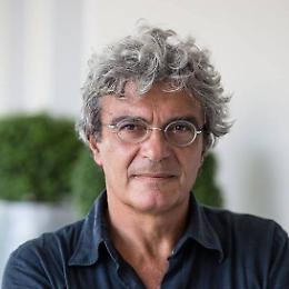 Venezia 78, Martone: «La Campania motore di vitalità del cinema italiano»