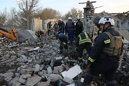 Ucraina, Russia attacca centro di Kharkiv. Droni su Odessa