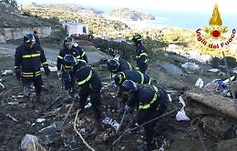 Casamicciola, familiari vittime verso il “no” ai funerali di Stato