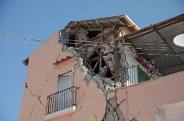 «Casamicciola, fate tornare <br>gli sfollati a casa entro l'anno»