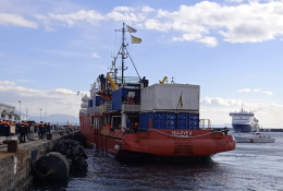 Migranti, sbarco Sea Eye a Napoli: fermati tre scafisti