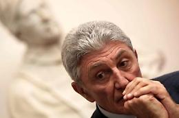 Il dietrofront di Bassolino: «Continuerò a dare il mio contributo al Pd»