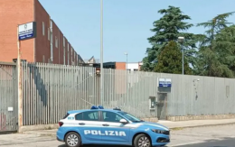 Insegue e minaccia l’ex compagna: arrestato dalla polizia
