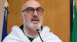 «Sesso in cambio di esami», sospeso docente di Giurisprudenza alla Federico II