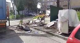 Blitz anti-abusivismo a Scampia, smantellate 5 baracche nel Lotto G