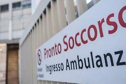 Bimbo morto dopo caduta da braccia padre, 10 indagati