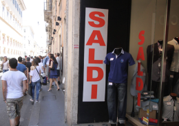 Giunta regionale: in Campania saldi estivi dal 6 luglio