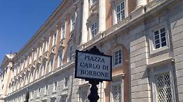 Da Carlo III a Carlo di Borbone, cambia nome la piazza della Reggia di Caserta
