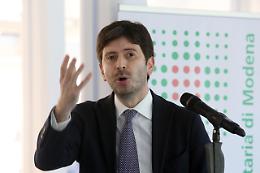 Covid, Speranza: «Stop voli da Bangladesh, troppi casi»