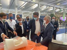 Giorgetti a Benevento, visita nello stabilimento Adler