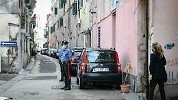 Occupano da 10 anni una scuola dismessa: denunciati