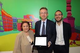 «Romantica e suggestiva», Napoli premiata al Salone Svizzero delle Vacanze
