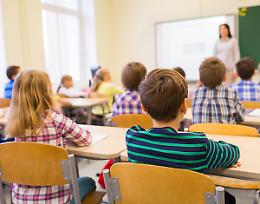 Scuola, dal 9 dicembre in classe anche le seconde elementari. De Luca firma ordinanza