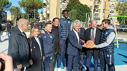 Caivano, ecco il playground. Mantovano: «Presto il Piano di interventi in Cdm»