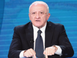Fuga al Nord, l’ira di De Luca