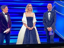 Sanremo, Mengoni in testa. E Blanco devasta il palcoscenico