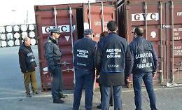 Droga, 60 kg di cocaina tra la frutta esotica: due arresti