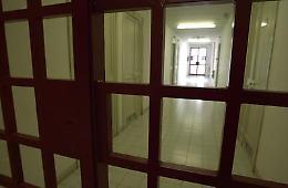 Sesso per evitare gli sfratti, in carcere ufficiale giudiziario