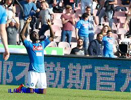 Napoli, che vittoria contro il Chievo: decide Diawara all'ultimo secondo: -4 dalla Juventus