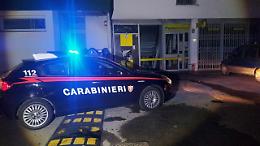Tentano rapina alle Poste, trasfertisti in manette