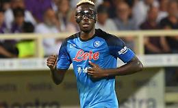 Osimhen: «Un onore questa maglia, voglio vivere la gioia della città»