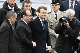 La prima uscita di Macron è con Hollande