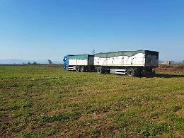 Compost per coltivazioni bio nelle terre confiscate ai clan