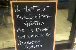 «Taglio e piega gratis per le pensionate al minimo»
