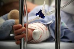 Edoardo muore a 2 anni stroncato da una leucemia fulminante: «Diagnosticata una semplice mononucleosi»