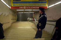 Roma, uomo travolto da metro A: è in fin di vita