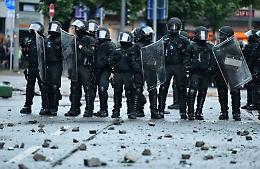 G20, guerriglia ad Amburgo: oltre 200 poliziotti feriti