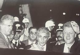 Bassolino sui social: 25 anni fa si apriva il G7 a Napoli 