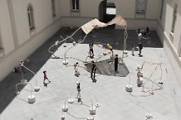 L'arte come gioco, la nuova opera di Temitayo Ogunbiyi per Madre Factory 2020