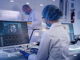 Covid, in Italia 6.135 curati con monoclonali