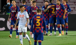 Barcellona-Napoli 3-1: non basta Insigne, i blaugrana raggiungono i quarti grazie ai goal di Lenglet, Messi e Suarez 