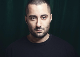 Lite familiare, il dj Joseph Capriati accoltellato dal padre: è grave