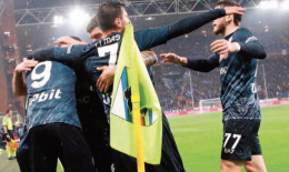 Il Napoli reagisce e allunga nello stadio di Vialli e Sinisa. Avanti di +7 sulle seconde
