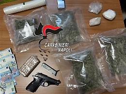 Pluripregiudicato pronto a espatriare. Arrestato con droga e pistola in casa
