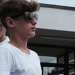 Morto a 17 anni mentre si allena in piscina, inchiesta della Procura
