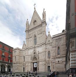 Coronavirus, le disposizioni dell'Arcidiocesi di Napoli su funerali e matrimoni