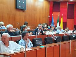Promozione salario minimo, sì del consiglio comunale