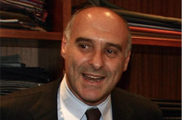 Marinella: nostra la cravatta indossata da Putin, regalo del Cav