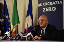 De Luca: «Ghigliottina per i dirigenti inefficienti»