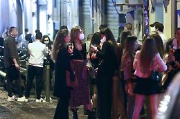 Controlli anti-Covid nella zone della movida, raffica di sanzioni