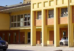 Scuole senza riscaldamento ad Arzano, bambini a casa