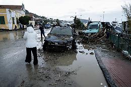 Alluvione di Ischia, «rabbia per quelle bare bianche, servono risorse»
